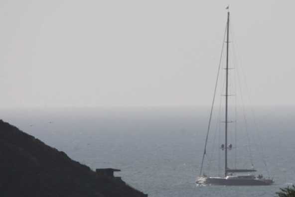16 July 2023 - 07:55:37
Sadly Ngoni's crew didn't get the canvas aloft as it passed the end of the river. They were heading for Cowes. As yachts like that do at the end of July. Their regatta starts on the 29th.
----------------------
Superyacht Ngoni  departs Dartmouth